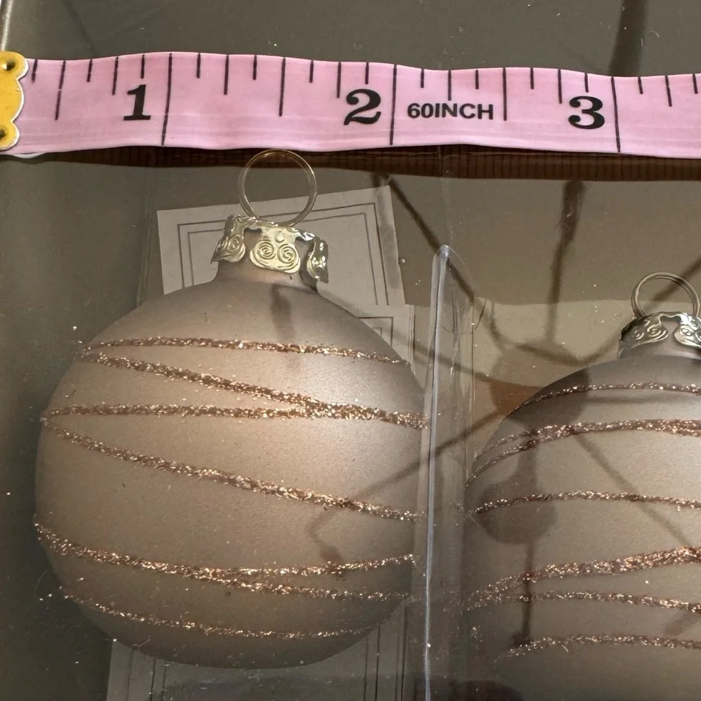 Pier 1 Imports Set Of 6 Ball Ornament Place Card Holders w/Cards Holiday Decor